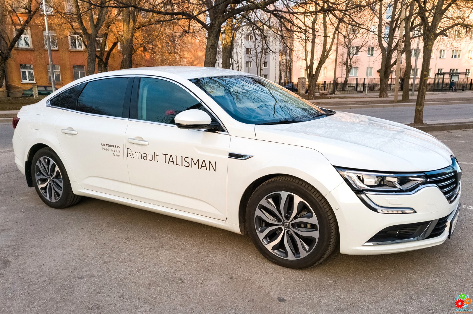 Renault: выбери свой Talisman – BUSINESS-M – Информационно-деловой Портал